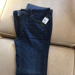 Eddie Bauer Women’s Straight Leg Jeans NWT
